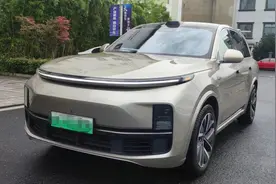 “奶爸车”争夺新蓝海，理想L8 Max斩获细分市场销冠图片