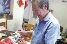 29年，118名学生！这位老人又出手了图片