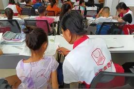 西乡河西社区作业互助课堂开课 让暑期带娃so easy图片