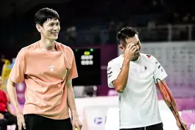 2023“林丹杯”羽毛球公开赛闭幕，周泽奇夺冠图片