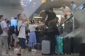 广州南站发生扶梯拥堵事件？官方通报起因图片