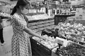 大蒜抬起“高贵的头”大家直呼买不起图片