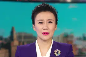 活久见！泳池里大便！男子赔偿8000元图片