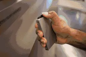 没钱的银行卡是“销户”还是“留着”？幸亏银行朋友提醒，少吃亏！图片