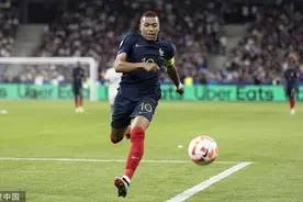 利雅得新月为姆巴佩开价10亿欧元图片