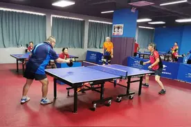 “战FUN宝山”乒乓球积分联赛暨爱聚网积分联赛举行图片