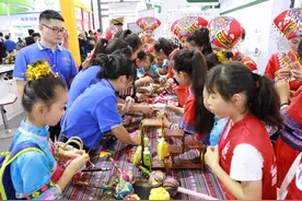 广西国际壮医医院亮相首届广西中医药产业交流大会图片