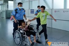 紧急！断掌男孩急需救治，多方接力→图片