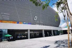 成都大运会即将开幕 东安湖体育公园静待世界来宾图片