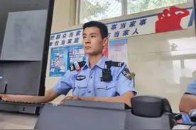 外卖备注“最后一餐”，辅警变身“外卖小哥”接单救人！图片