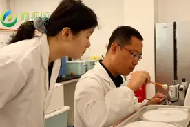 闯出精彩 | 海南大学教授骆剑：八年奋斗 只为苏眉图片