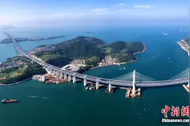 中国正能量：“小故事”书写“大担当”图片