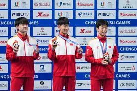 （成都大运会）（6）跆拳道——男子团体品势决赛：中国队摘银图片