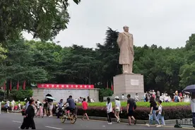一个不需要身份证预约，也没围墙和校门的985高校样本：湖南大学图片