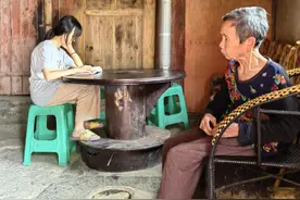 四川泸州古蔺19岁女生圆梦大学：父亲爷爷先后病逝，高中与患病的奶奶相依为命图片