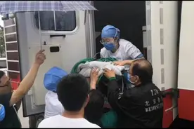 北京120越野救护车转运一对门头沟区早产双胞胎图片