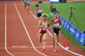 中国田径第二金！女子万米夏雨雨夺冠图片