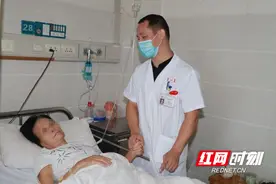 74岁老人食道“上锁”吃啥吐啥  专家微创“解锁”成功化解危机图片