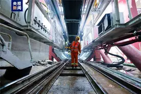 历时120天！国内最长地铁环线首个盾构区间顺利贯通图片