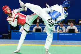 （成都大运会）跆拳道——男子74kg以下级决赛：崔阳获亚军图片