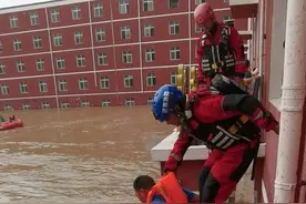 一场双向奔赴的救援：“只要是救援的人来，我都免费提供吃住”图片