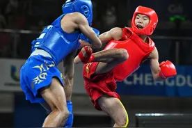 凉山小伙成都大运会武术散打夺冠 父亲：很自豪，他为国家和家乡争光了图片