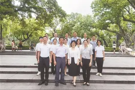 提升老年优待服务 营造尊老爱老氛围图片