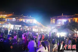 云南丽江旅游持续升温 上半年接待游客3600余万人次图片