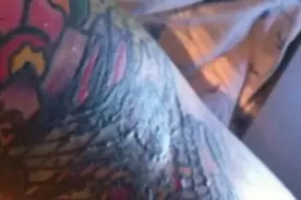 “想当兵的体育生18岁成人礼纹了大花臂”为何上热搜？年少轻狂“文身故事”成了“文身事故”图片