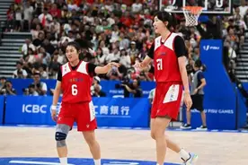 飒！两位大运会女篮夺冠功臣都是石家庄姑娘！图片