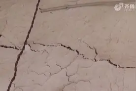 济南：村里修路 村民家房子“集体”开裂图片