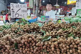 鲜甜龙眼正当季 果多价稳受欢迎 上市周期持续至9月图片