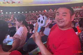 “可乐男孩”薛枭将在成都大运会闭幕式本色演绎青年志愿者：把最好一面展示给大家图片