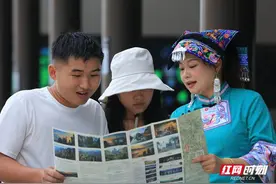 以自由和诗意之名，去张家界做“神仙”图片