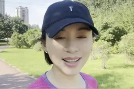 前央视主持人欧阳夏丹发声图片