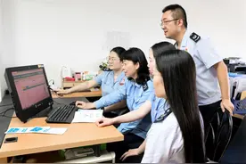 武汉税务探索“融合考”试点，用数据给个人绩效画像定位图片