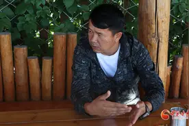 【2023重走中国西北角】新农人李海山：种下“甜蜜桃” 收获“致富果”图片