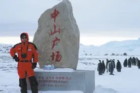 在南极生活了17个月的真汉子，告诉你一个真实的南极图片