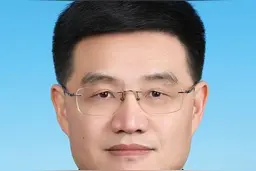 李冰已任全国工商联副主席、中国民间商会副会长图片