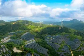 锚定现代化 改革再深化丨山东“光伏+”效应释放 输出“绿电”点亮“绿色经济”图片