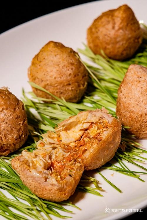 炖花胶汤可以和大闸蟹一起吃吗 2025年花胶能与大闸蟹同吃吗