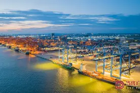 读刊丨10个热词看广西2024：一区两地一园一通道图片