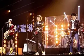 《乐队的夏天》悄然归来：卖“小众”的音乐综艺走向何方？图片