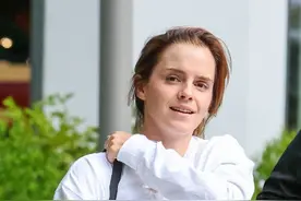 发量堪忧！33岁艾玛·沃特森出街 素颜状态太憔悴图片