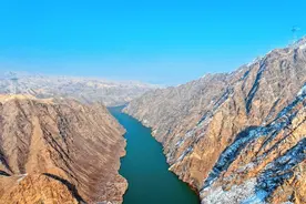 哈密至重庆±800千伏特高压直流输电线路工程正式投运图片