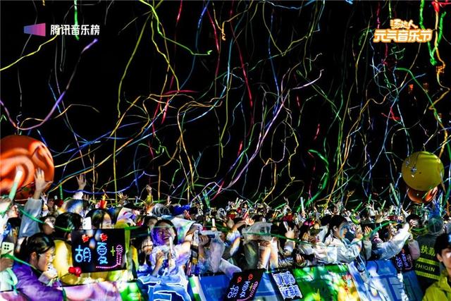 雨天赴热爱 青春燃卡助力汤达人元气音乐节燃动长沙