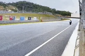 “很多人说我不行，你们看我的名字！”这就是现实版的《飞驰人生》啊！他来自广东图片