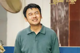 雷佳音李庚希获金鸡奖最佳男女主角图片