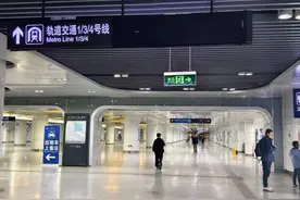 火车换乘地铁安检排长队？上海南站：力争今年上半年完成专用通道方案！机场换乘能免二次安检吗图片