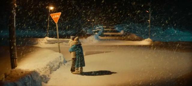 “累死累活，受尽折磨，还痴心妄想谈恋爱”